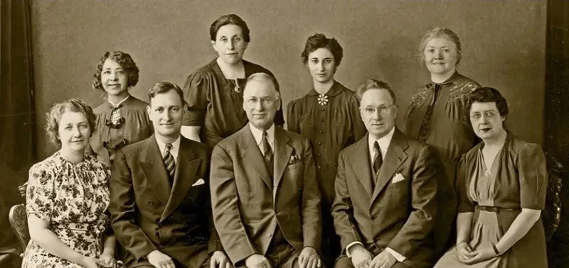 The 1940 Local Spiritual Assembly of the Baha'is of Boston
